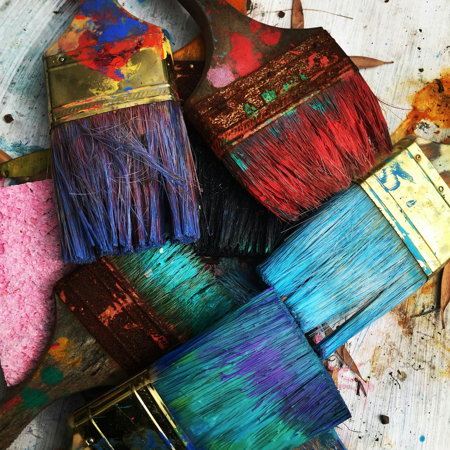 A Look into Ollerner’s Art and Cultural Scene